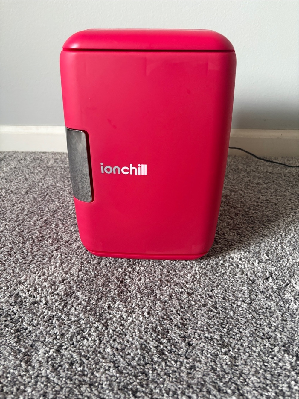 ionchill Portable Mini Cooler β Pink